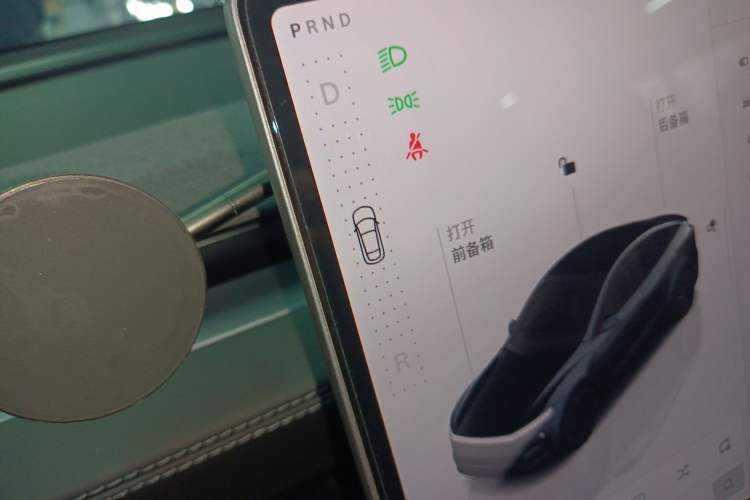 Used Tesla Model Y 2025 Rear-Wheel-Drive Version