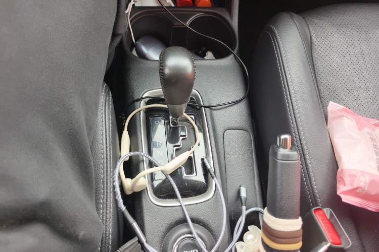 Used Mitsubishi Outlander 2016 2.4L 4x4 Luxury Edition 7-Seater
