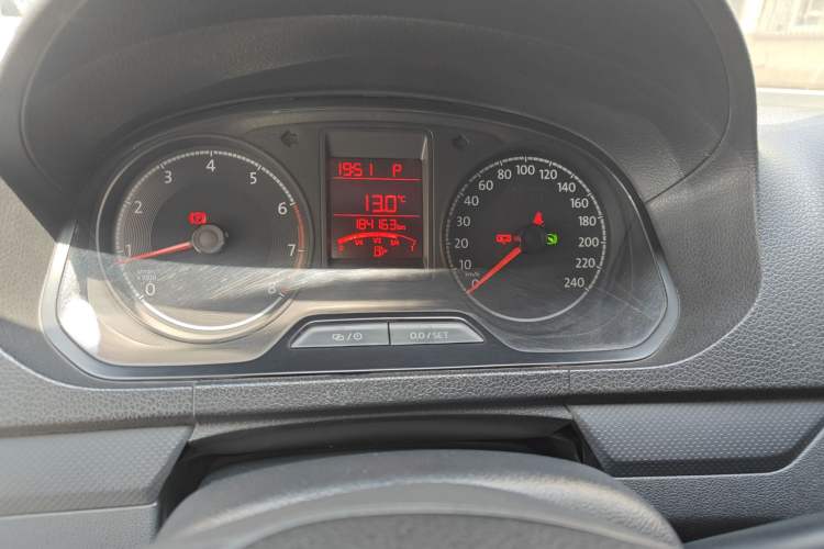 Used Volkswagen Jetta 2017 1.5L Automatic Fashion Model