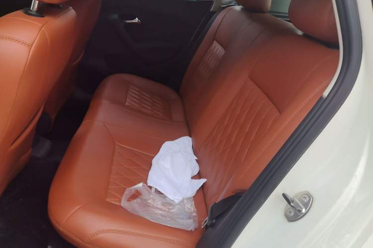 Used Volkswagen Polo 2011 1.4L Manual ZhiLe Edition