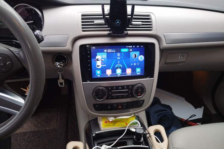 Used Mercedes-Benz R-Class 2011 R 300 L Business Model