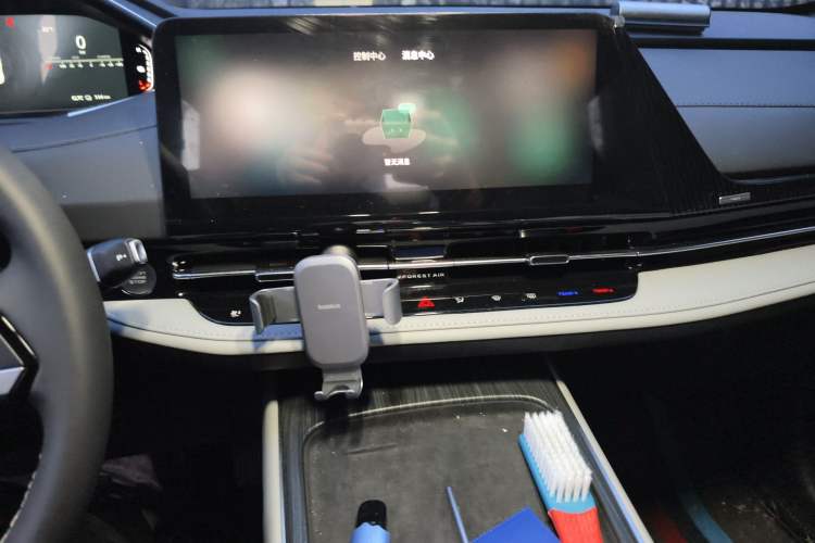 Used CHANGAN NEVO Q05 2025 Truly Delicious Version 125cc Beyond-Excellent Type Audio And AC Panel