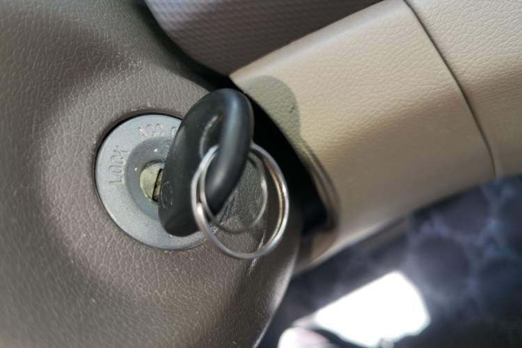 Used Hyundai Verna (older generation) 2010 Sedan 1.4L Automatic Fashionable GT Model Vehicle Key