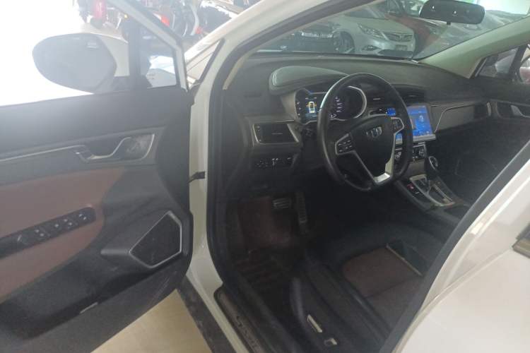 Used Geely Auto Emgrand GS 2016 Sport Edition 1.3T Automatic ZhenShang Model
