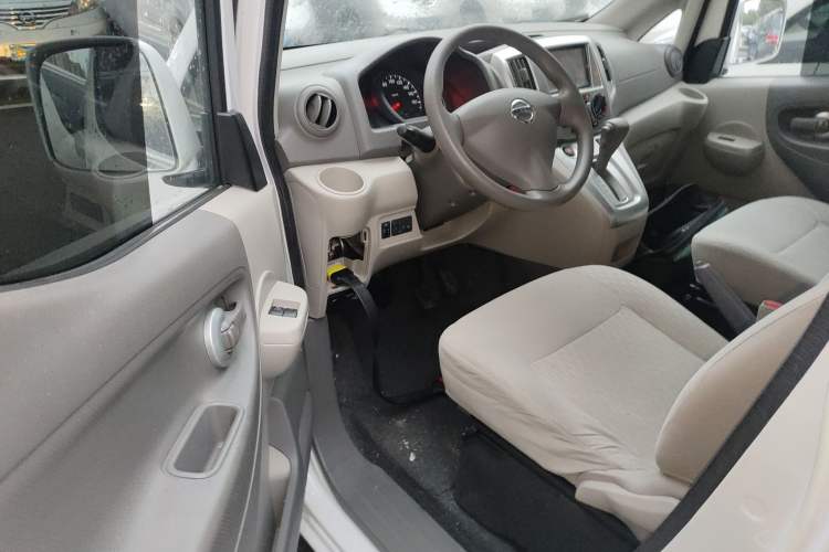 Used Nissan NV200 2018 1.6L CVT Luxury Model