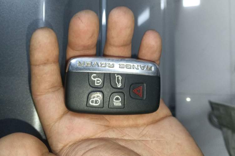 Used Land Rover Range Rover Velar 2020 P250
