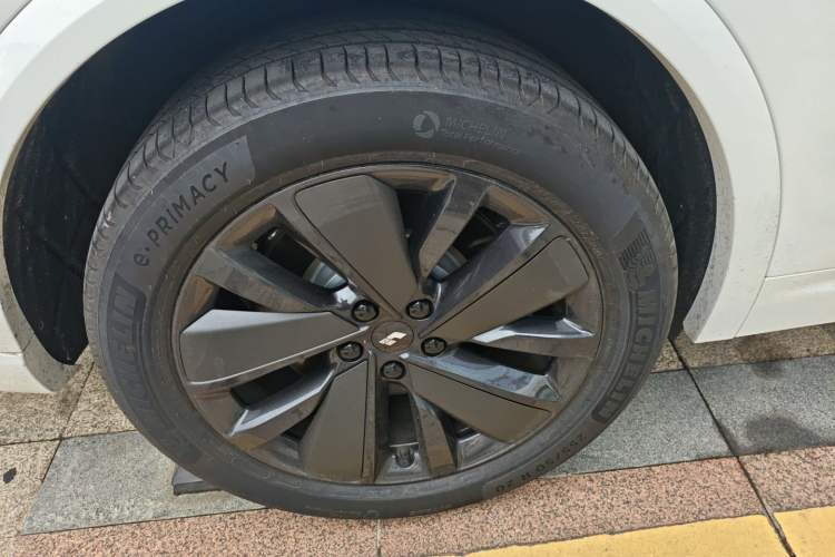 Used Li Auto L7 2025 Max Smart Refresh Edition
