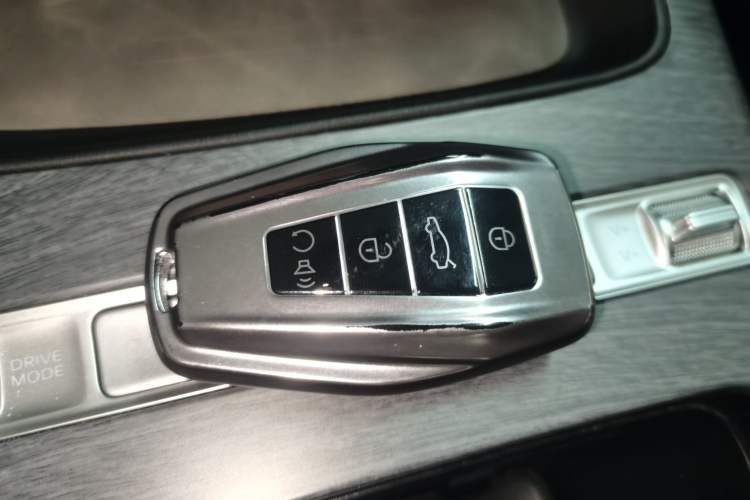 Used Geely Auto Preface L 2024 Zhiqing 1.5TD Galaxy Edition