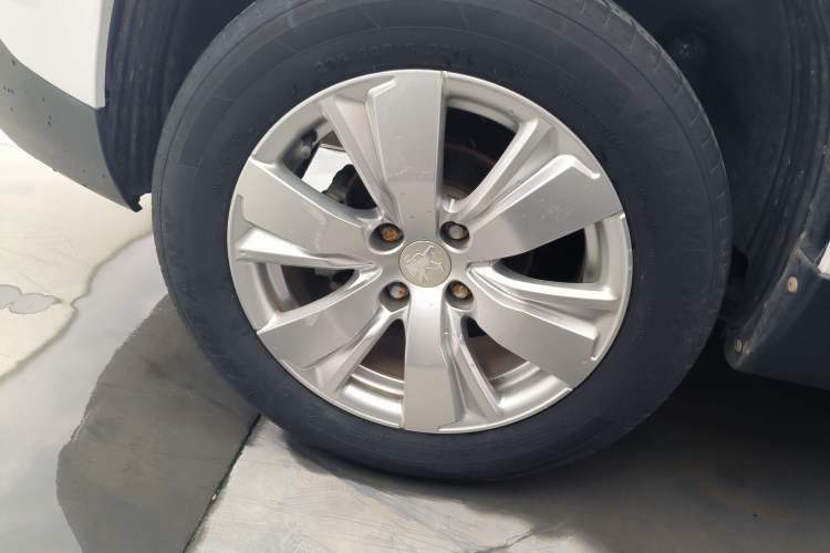 Used Peugeot 2008 2014 1.6L Manual Fashion Edition