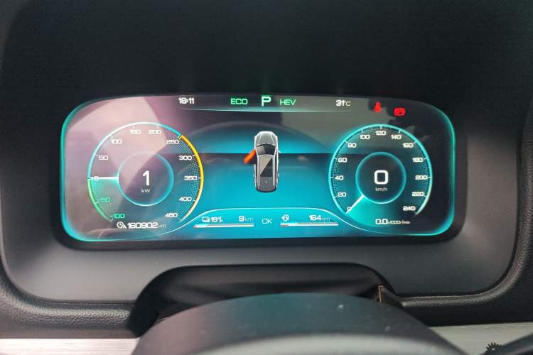 Used BYD Tang New Energy 2018 DM 2.0T All-Wheel Drive Smart Connectivity Luxury Model 7 Seats China V Emission Standard
