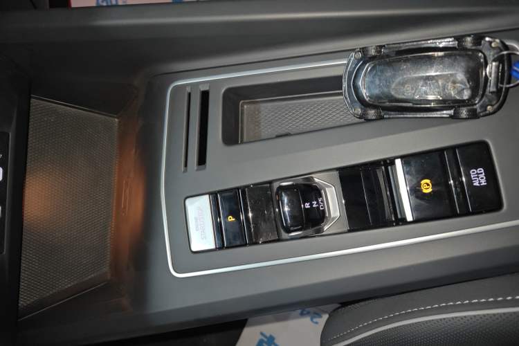 Used Volkswagen Golf 2023 Facelift 280TSI DSG R-Line