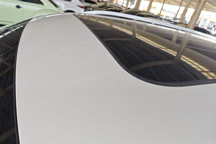 Used Volkswagen Tiguan L 2019 330TSI Automatic Two-Wheel Drive Smart Luxury Version China VI Standard
