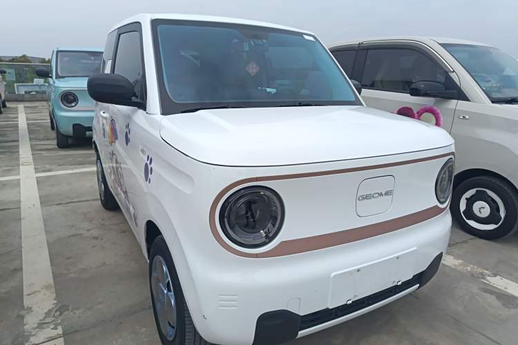Used Geely Galaxy Panda 2023 Panda Mini 200km Endurance Bear