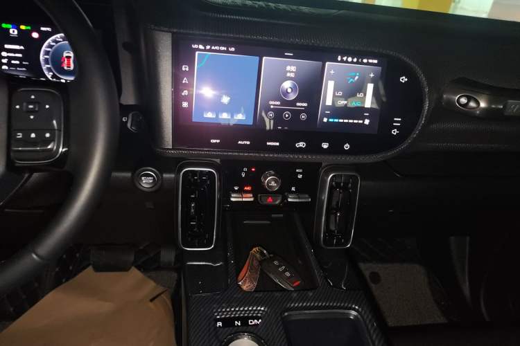 Used Haval DARGO 2021 1.5T DCT Two-Wheel Drive Border Collie Edition Audio And AC Panel