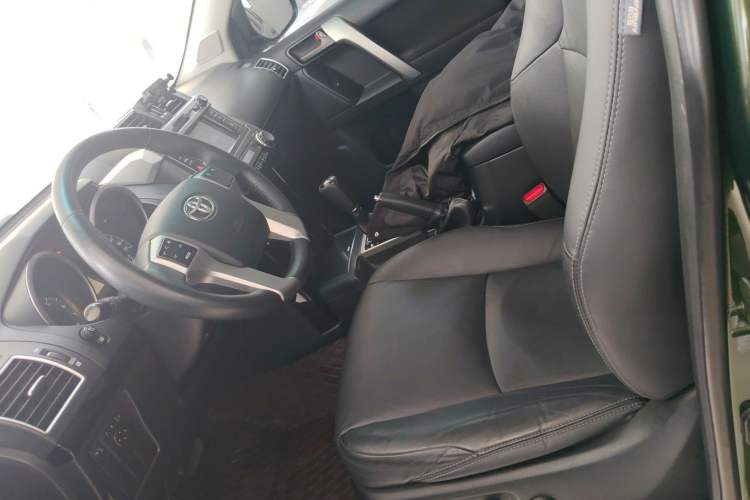 Used Toyota Prado 2016 2.7L Automatic Standard Edition Left Front Seat