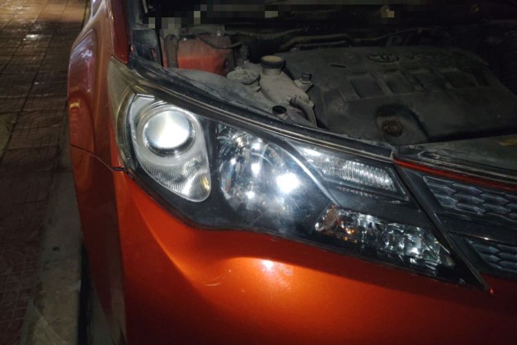 Used Toyota RAV4 2013 2.0L CVT Four-Wheel Drive Fashion Edition