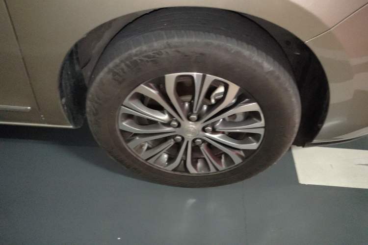 Used Buick GL8 2022 Land Business Class 652T Luxury Model