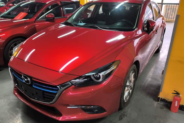 Used Mazda Mazda 3 Axela 2017 Hatchback 1.5L Automatic Luxury Model Emission Standard China V
