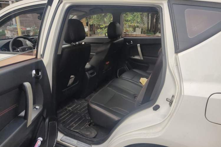 Used Geely Auto GX7 2015 Classic Edition 1.8L Manual Urban Model China V Standard
