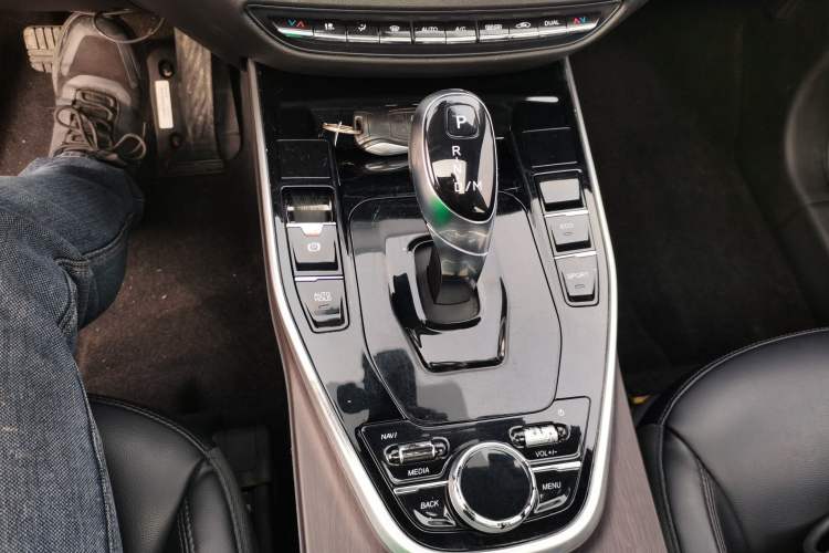 Used Soueast DX7 2020 Xingyue 1.5T DCT Luxury Edition