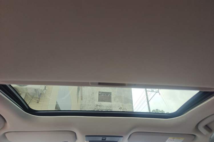 Used Nissan Sylphy 2020 Revised 1.6L XL CVT Enjoyment Edition Headliner