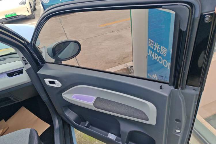 Used Chery New Energy QQ Ice Cream 2022 170km Sundae Phosphate Lithium-Ion