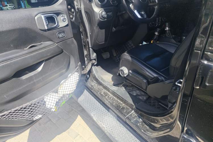 Used Jeep Wrangler  Driver Seat