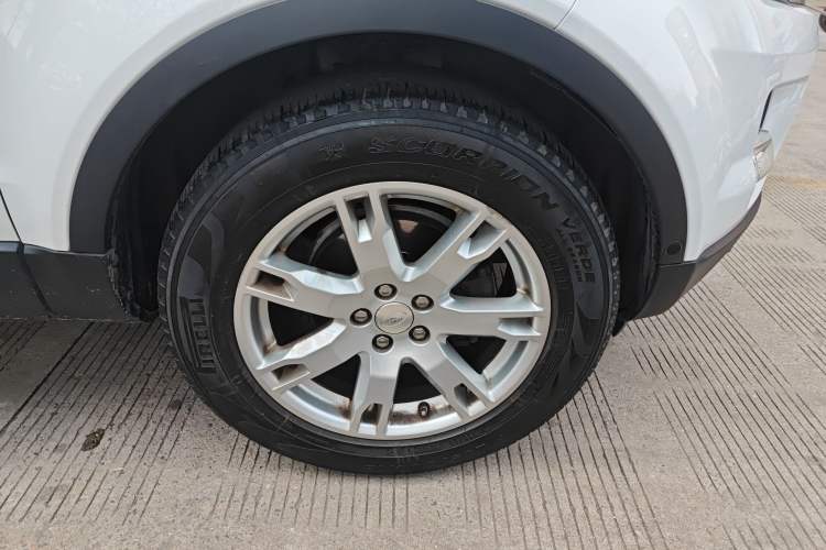 Used Land Rover Range Rover Evoque 2014 2.0T 5-Door Luxury Edition