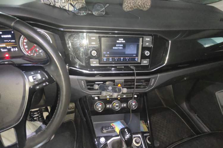 Used Volkswagen Tayron 2019 330TSI Two-Wheel-Drive Luxury Version China V Emission Standard