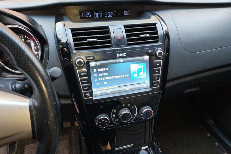 Used HYOSOW S3 2014 1.5L Comfort Version China IV Emission Standard