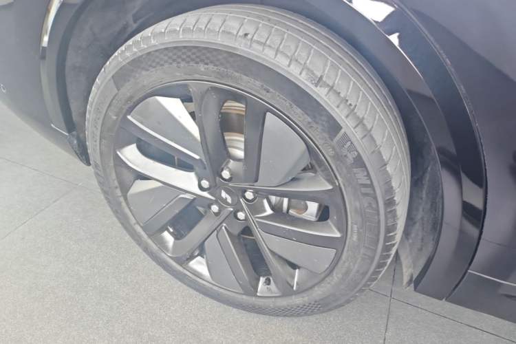 Used Li Auto L9 2022 Max model
