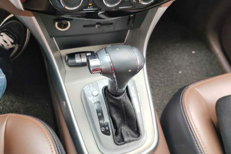 Used FORTHING SX6 2016 1.6L CVT Luxury Model Gear Lever