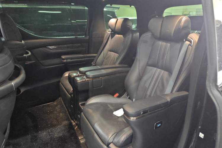 Used Toyota Vellfire 2021 Crown Dual-Engine 2.5L HV Prestige Edition