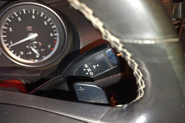 Used Mercedes-Benz R-Class 2017 R 320 4MATIC Business Edition Prestige Model