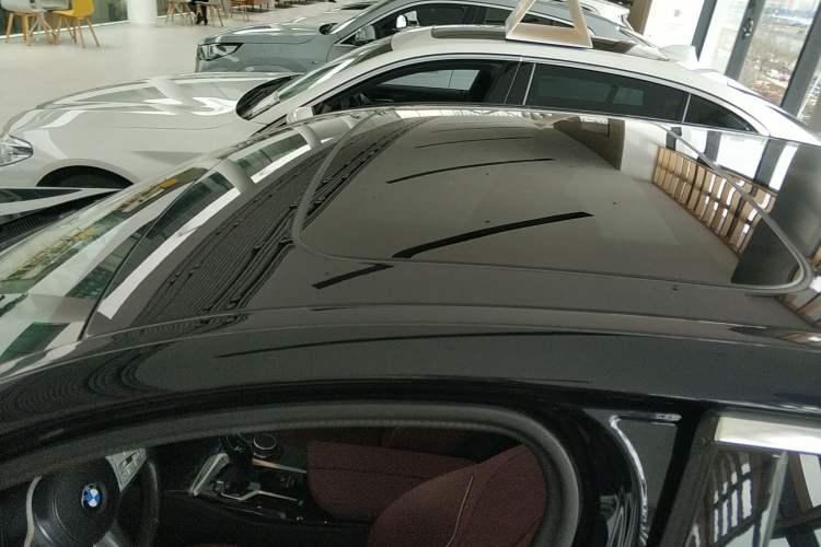 Used BMW 5 Series 2022 Second Facelift 525Li M Sport Package
