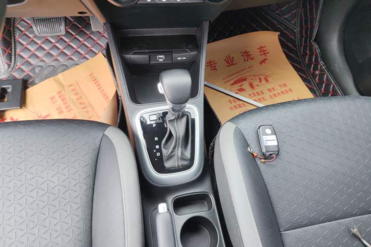 Used Kia kx1 Stonic 2019 1.4L Automatic Sport Edition China VI