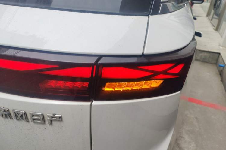 Used Venucia VX6 2023 520 Max Right Rear Taillight