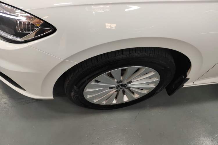 Used Volkswagen Lavida 2021 280TSI DSG Comfort Edition Left Front Wheel Hub