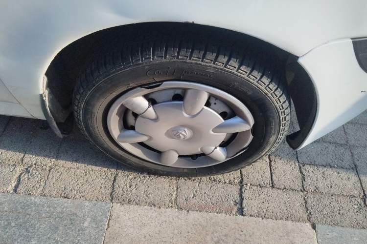 Used Baojun Lechi 2012 Revised 1.0L Manual P-TEC Standard Edition
