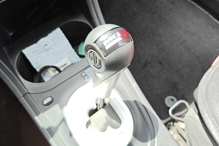 Used MG 3SW 2015 1.5L AMT Elite Model
