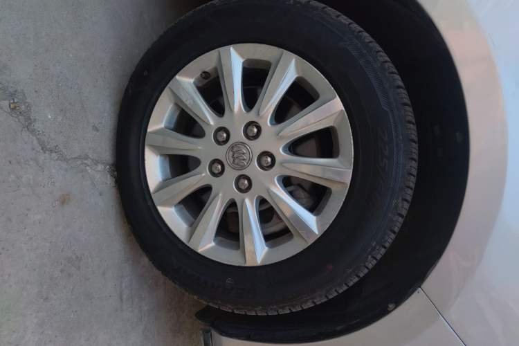 Used Buick GL8 2011 3.0L GT Luxury Business Haoya Edition
