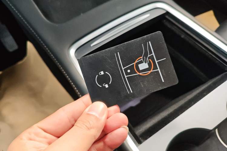 Used Tesla Model Y 2021 Long-Range All-Wheel-Drive Version