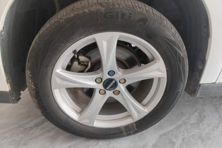 Used Haval H2 2018 Chuanxiang Edition Blue Badge 1.5T Manual Two-Wheel Drive Fashionable Model