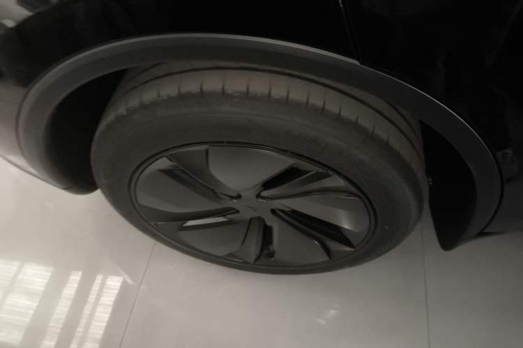 Used Tesla Model Y 2026 Rear-Drive Model
