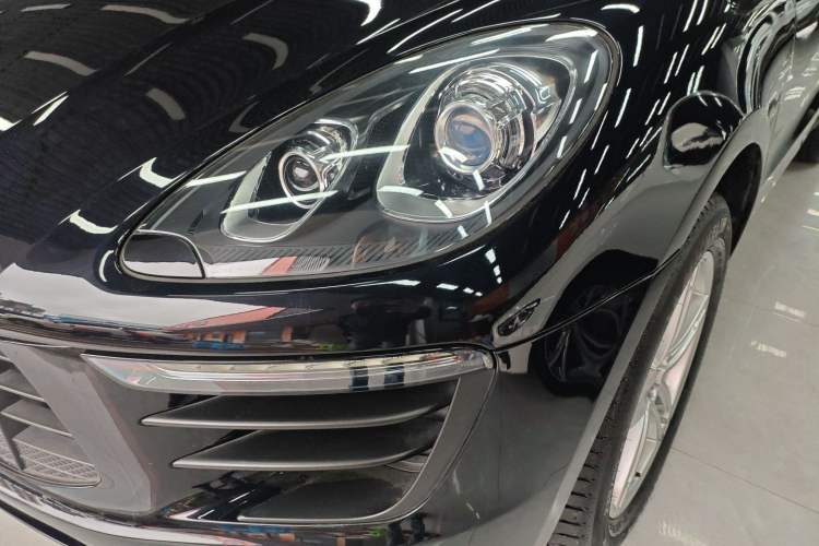 Used Porsche Macan 2014 Macan 2.0T
