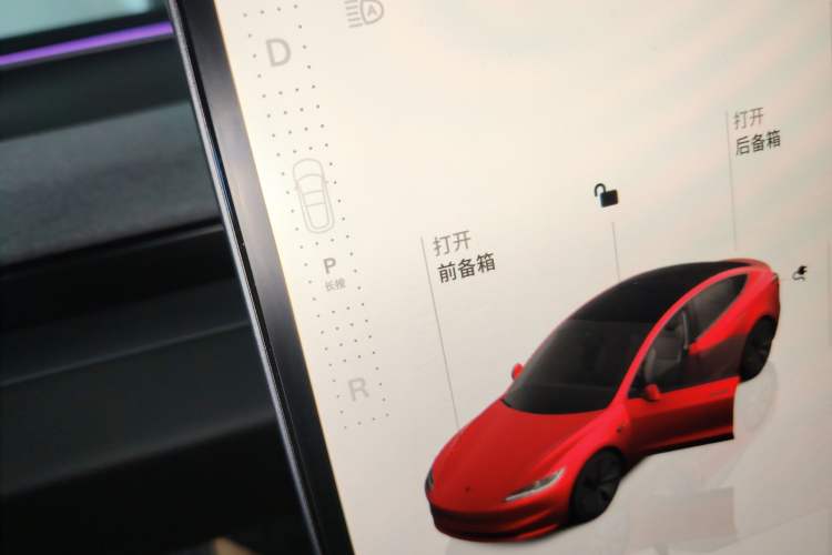 Used Tesla Model 3 2023 Rear-Wheel-Drive Version
