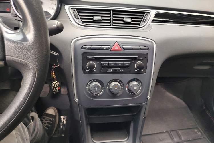 Used Peugeot 308 2014 Enjoy Edition Classic 1.6L Manual YouShang Model
