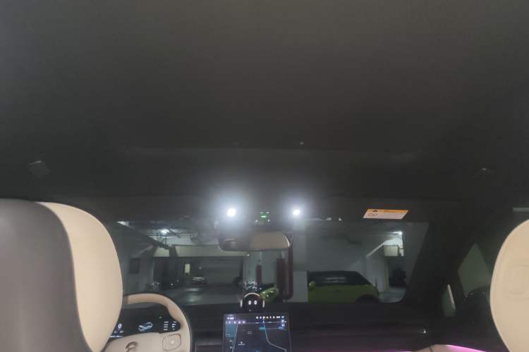 Used Nio ES6 2024 75 kWh
