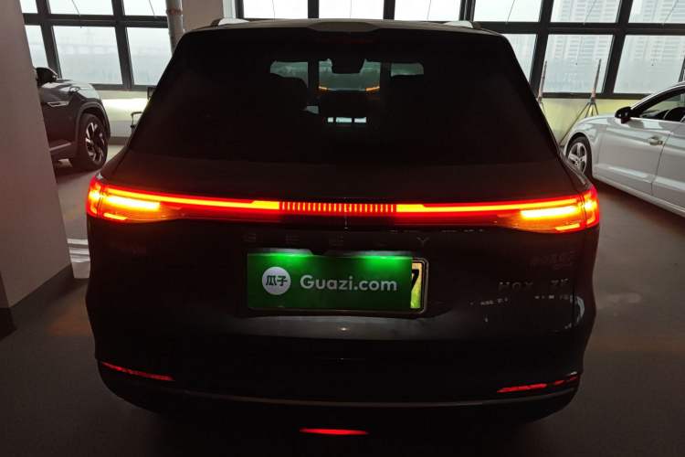 Used Geely Galaxy Xingjian 7 EM-i 2025 120km Flagship Edition
