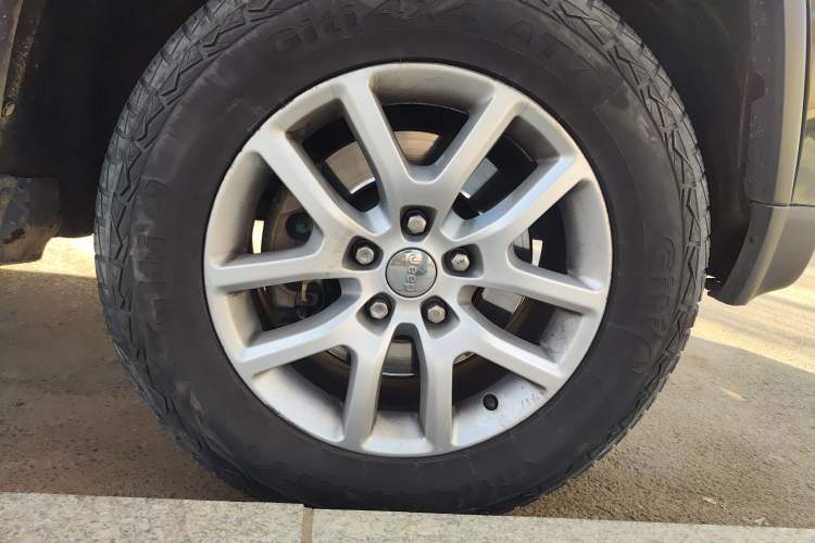 Used Jeep Grand Cherokee 2012 3.6L Comfort Navigation Edition